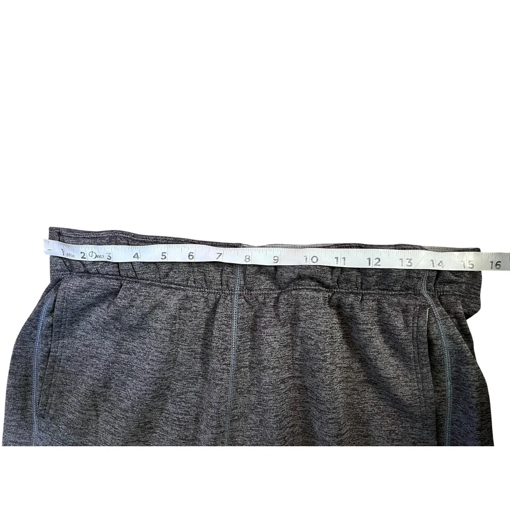 Nike Therma-FIT Fleece Track Pants with Zipper Cuffs